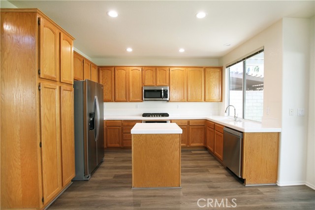 Detail Gallery Image 9 of 25 For 25713 Wordsworth, Stevenson Ranch,  CA 91381 - 3 Beds | 2/1 Baths