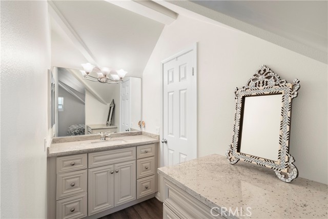 307 34th Street, Newport Beach CA: https://media.crmls.org/medias/0200f37d-0c0e-4fbb-b57b-a3a44b8c0265.jpg