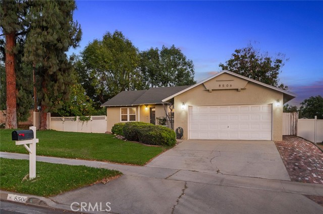 Detail Gallery Image 2 of 49 For 8506 Conway Dr, Riverside,  CA 92504 - 3 Beds | 1/1 Baths