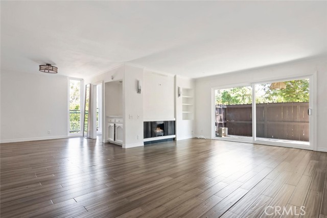 Detail Gallery Image 4 of 34 For 31525 Lindero Canyon Rd #6,  Westlake Village,  CA 91361 - 2 Beds | 2 Baths