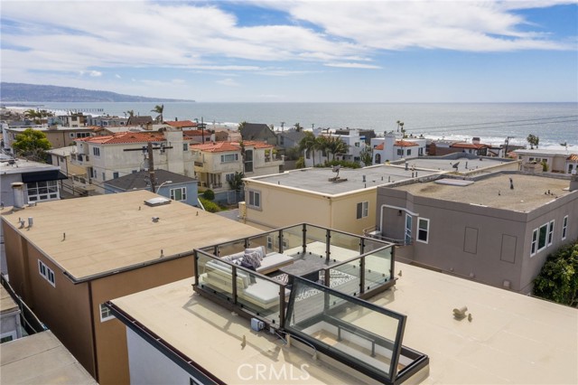 316 1st Place, Manhattan Beach, California 90266, 4 Bedrooms Bedrooms, ,3 BathroomsBathrooms,Residential,For Sale,1st,SB24041975
