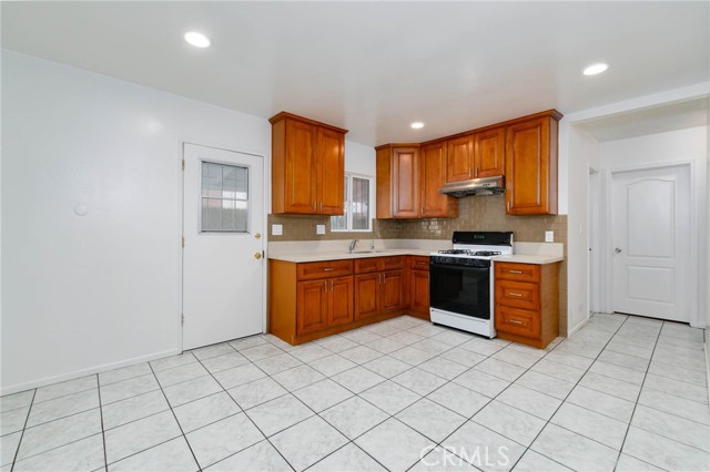 Detail Gallery Image 6 of 32 For 2600 Falling Leaf Ave, Rosemead,  CA 91770 - – Beds | – Baths