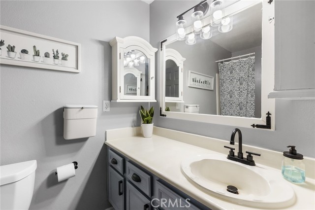 Detail Gallery Image 22 of 39 For 12659 Meadbury Dr, Moreno Valley,  CA 92553 - 4 Beds | 2 Baths