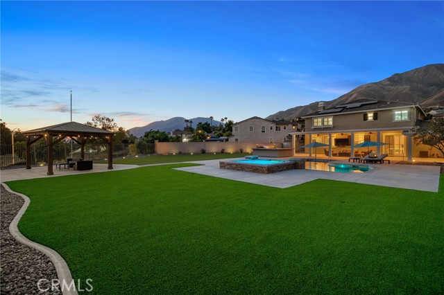 Detail Gallery Image 9 of 39 For 28929 Davis, Highland,  CA 92346 - 4 Beds | 2/1 Baths