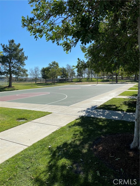25 Santa Maria, Lake Forest CA: https://media.crmls.org/medias/0204a096-775b-4e16-86e0-e157bee45a62.jpg