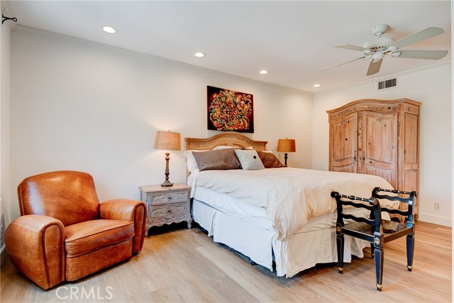 Detail Gallery Image 13 of 43 For 5309 River Ave, Newport Beach,  CA 92663 - 3 Beds | 2/1 Baths