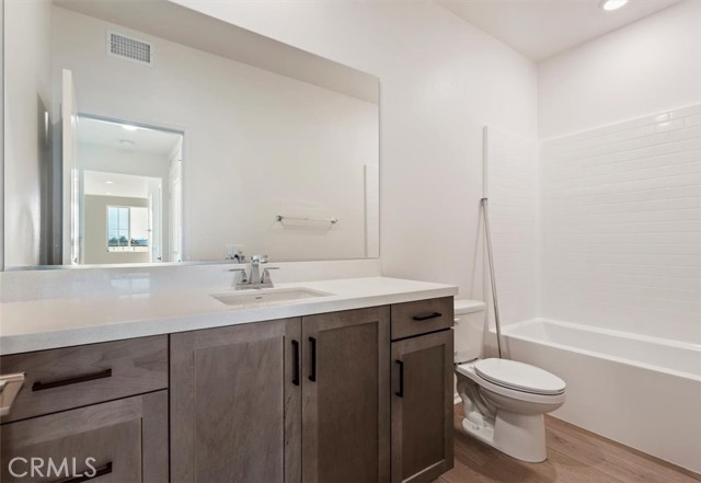 Detail Gallery Image 13 of 21 For 16109 Linden Ln, Chino,  CA 91708 - 3 Beds | 3 Baths