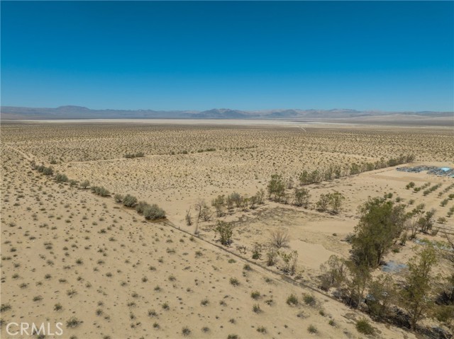 42797 Navajo, Newberry Springs, California 92365, ,Land,For Sale,42797 Navajo,CRHD23161688