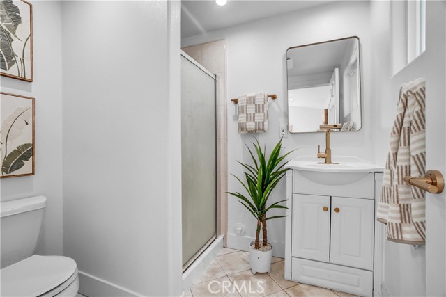 Detail Gallery Image 11 of 24 For 4122 W Kent, Santa Ana,  CA 92704 - 4 Beds | 4 Baths