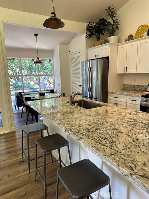 Detail Gallery Image 4 of 27 For 303 Esplanade, Newport Beach,  CA 92660 - 3 Beds | 2 Baths