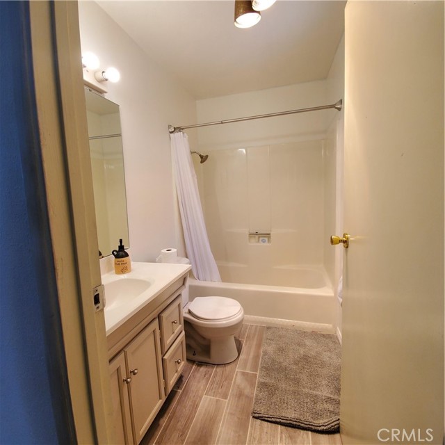 Detail Gallery Image 7 of 16 For 720 W Big Bear Bld, Big Bear City,  CA 92314 - 2 Beds | 2 Baths