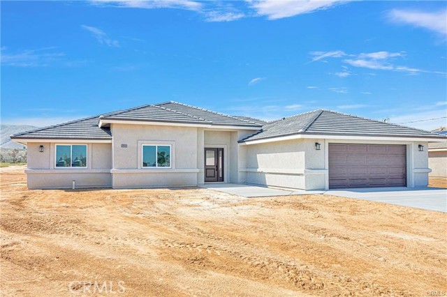 Detail Gallery Image 3 of 41 For 22562 Houston St, Apple Valley,  CA 92308 - 4 Beds | 2 Baths
