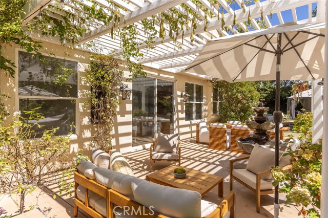 Detail Gallery Image 30 of 55 For 5985 Vista De La Luz, Woodland Hills,  CA 91367 - 4 Beds | 3/1 Baths