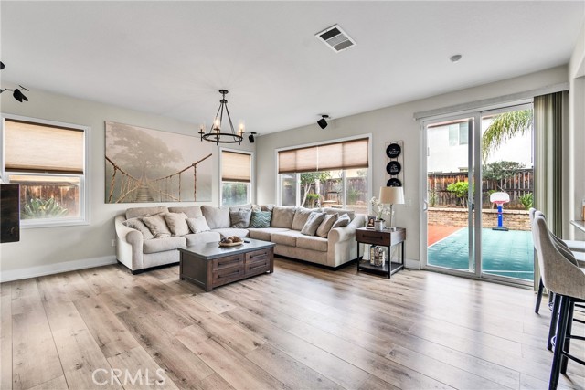 Detail Gallery Image 27 of 59 For 27204 Big Horn, Moreno Valley,  CA 92555 - 4 Beds | 4 Baths