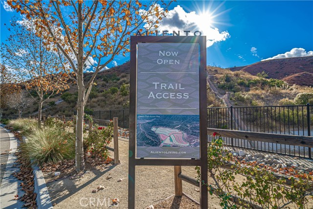 Detail Gallery Image 52 of 59 For 18642 Cedar Crest Dr, Canyon Country,  CA 91387 - 4 Beds | 3 Baths