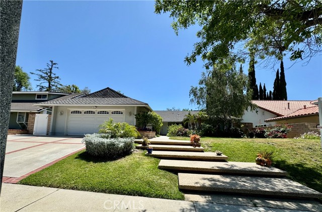 19020 Killoch Way, Porter Ranch CA: https://media.crmls.org/medias/020a3df7-9dd6-4d61-bebb-c941ec4b311a.jpg
