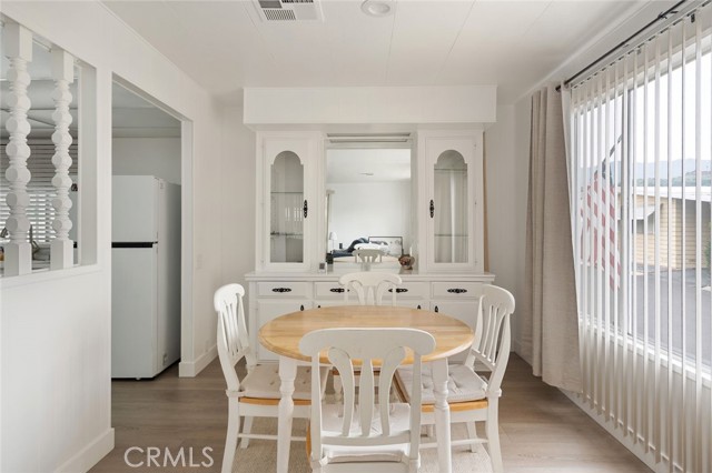 Detail Gallery Image 10 of 23 For 4095 Fruit St #870,  La Verne,  CA 91750 - 2 Beds | 2 Baths