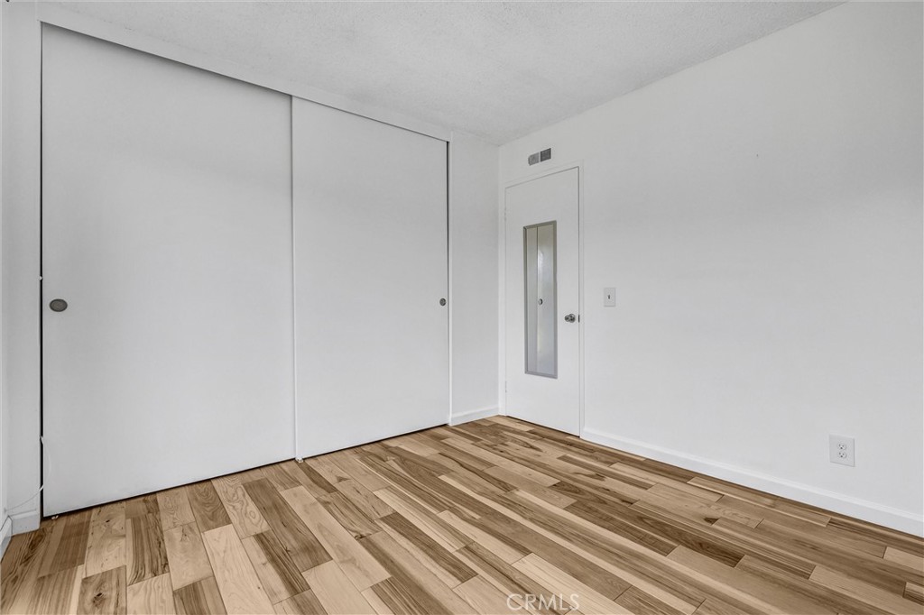 https://media.crmls.org/medias/020a5d6c-ce34-479f-8579-95910ee58859.jpg?preset=X-Large