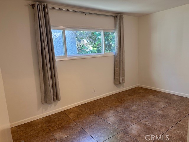 Detail Gallery Image 7 of 12 For 15925 S Denker Ave, Gardena,  CA 90247 - 3 Beds | 2 Baths