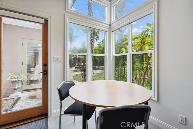 4520 El Caballero Drive, Tarzana CA: https://media.crmls.org/medias/020b83ee-25aa-4ea3-b613-da17dc31f4e4.jpg