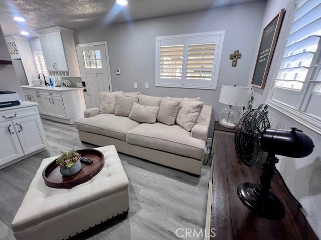 11594 Wedgewood Drive, Apple Valley CA: https://media.crmls.org/medias/020c52f3-3978-447f-afeb-4acfb0c6a2c2.jpg