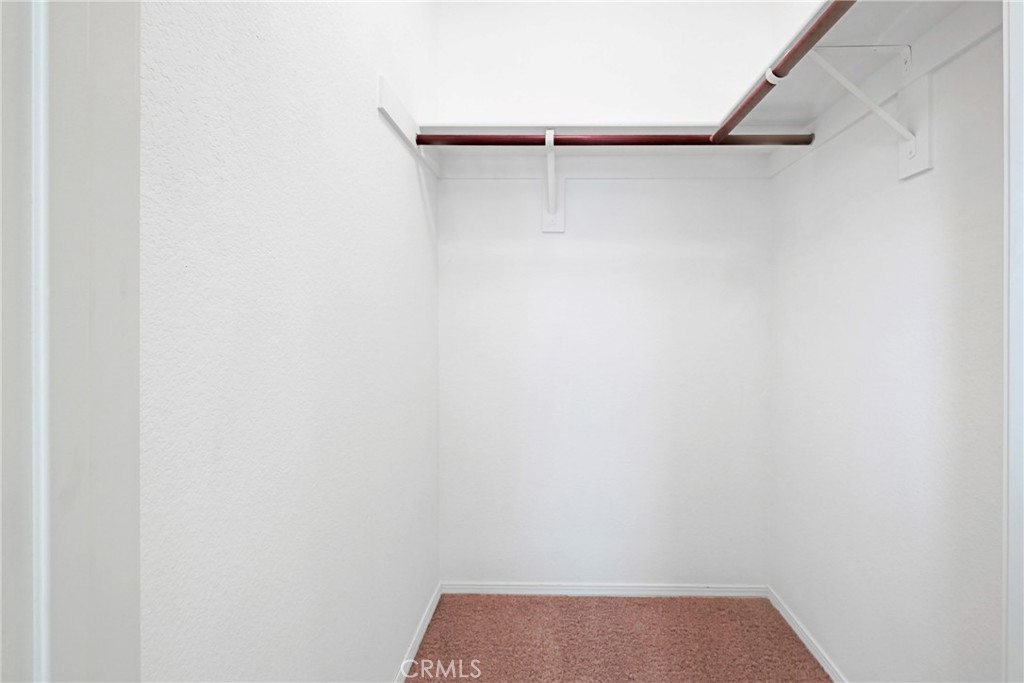 https://media.crmls.org/medias/020d3d16-4079-4c73-9231-1a6f01bbec20.jpg?preset=X-Large