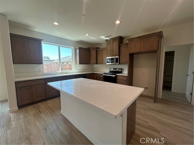 351 Bainbridge Place, Chico CA: https://media.crmls.org/medias/020d6c74-cb2e-4898-b743-9627d7590381.jpg