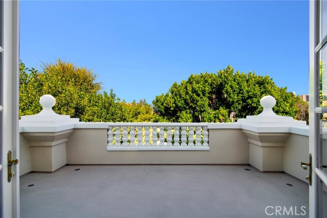 Detail Gallery Image 37 of 59 For 19134 Briarfield Way, Tarzana,  CA 91356 - 6 Beds | 7/1 Baths