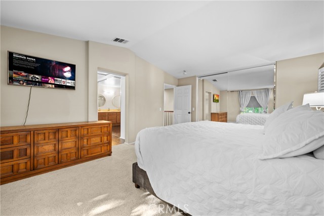 46140 Grace Court, Temecula CA: https://media.crmls.org/medias/020e944e-c78a-4066-9ba5-3e12d4f3cbbc.jpg