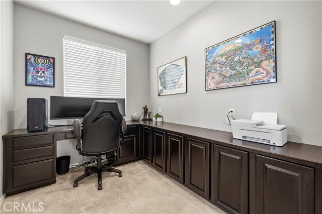 Detail Gallery Image 13 of 46 For 29105 N West Hills, Valencia,  CA 91354 - 4 Beds | 3/1 Baths