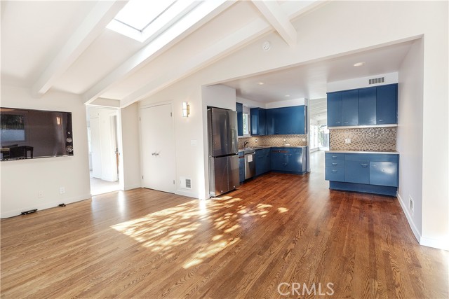 Detail Gallery Image 35 of 54 For 2412 Canyon Oak Dr, Los Angeles,  CA 90068 - 3 Beds | 2 Baths