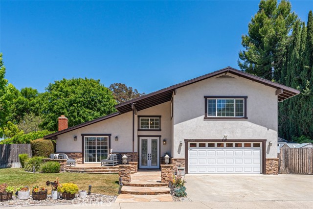 Detail Gallery Image 1 of 36 For 25226 Terreno Dr, Mission Viejo,  CA 92691 - 5 Beds | 3/1 Baths