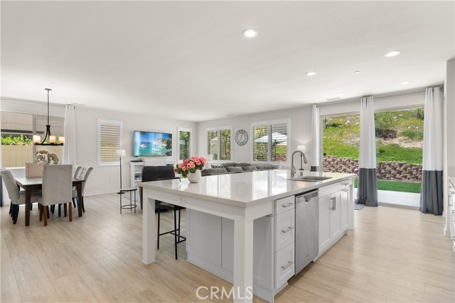 31530 Calle De Las Estrellas, Bonsall CA: https://media.crmls.org/medias/0212071e-d250-4f9b-ae2f-c10cfb38fd66.jpg