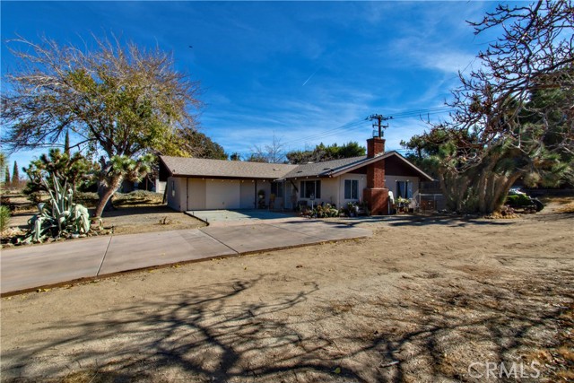 Detail Gallery Image 3 of 31 For 56445 El Dorado Dr, Yucca Valley,  CA 92284 - 3 Beds | 2 Baths