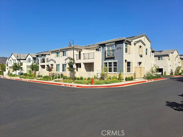41978 Ornella, Murrieta CA: https://media.crmls.org/medias/0212b228-e907-4d44-aa15-c0b0558e0af0.jpg