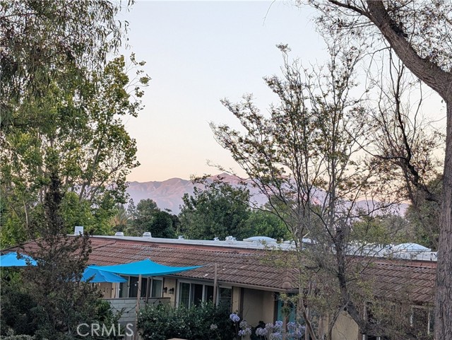 5499 Paseo Del Lago W, Laguna Woods CA: https://media.crmls.org/medias/02130495-1c7f-4075-a271-3b42ec676fa2.jpg