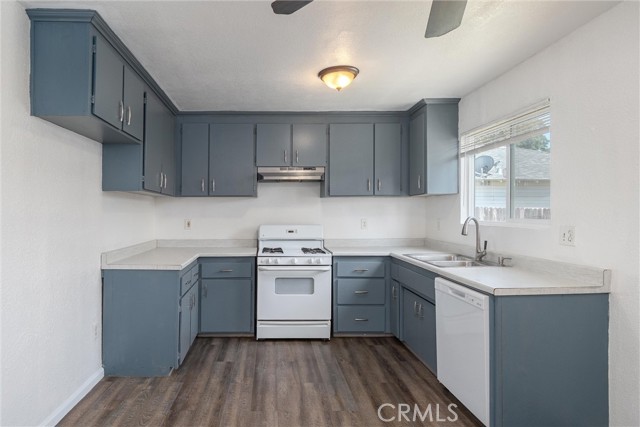 2169 Greenville Street, Oroville CA: https://media.crmls.org/medias/02137991-dbed-4aa1-a337-b05019ebe09c.jpg