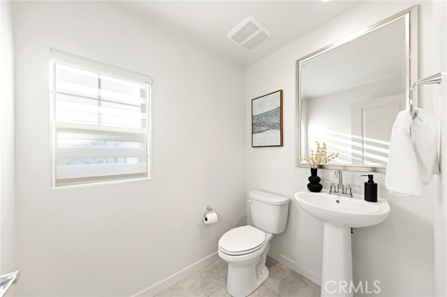 Detail Gallery Image 18 of 39 For 200 Winterbrook, Lake Forest,  CA 92610 - 2 Beds | 2/1 Baths
