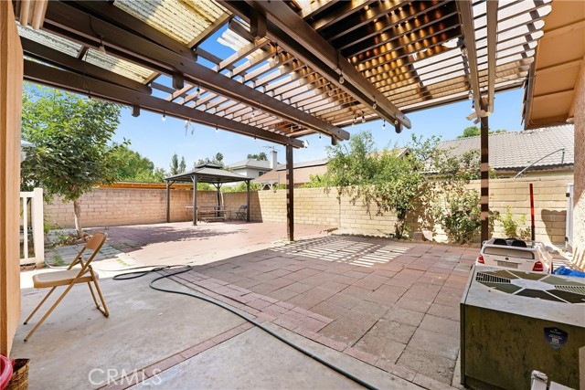 21050 Community Street, Canoga Park CA: https://media.crmls.org/medias/02141a5e-699d-4f67-bab1-cfdeb71aeaf2.jpg