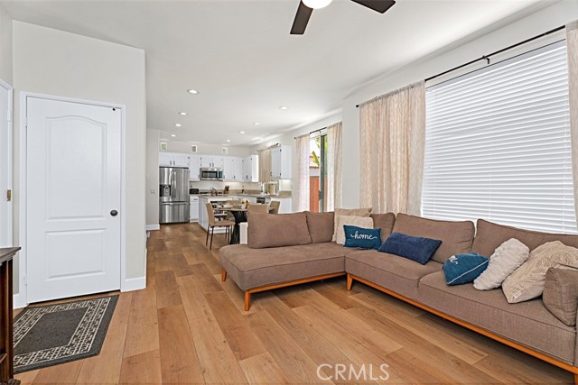 Detail Gallery Image 16 of 37 For 35 Colony Way, Aliso Viejo,  CA 92656 - 3 Beds | 2/1 Baths