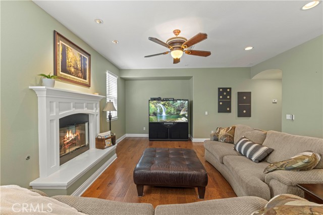 Detail Gallery Image 31 of 75 For 26520 Thackery Ln, Stevenson Ranch,  CA 91381 - 4 Beds | 4 Baths