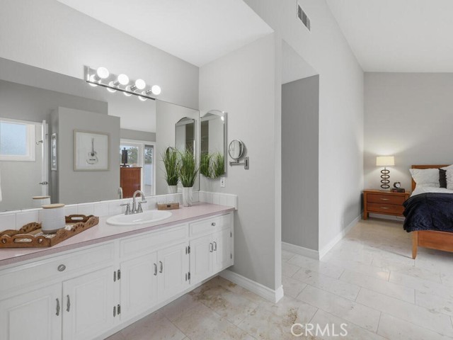 Detail Gallery Image 27 of 57 For 25071 Mawson, Laguna Hills,  CA 92653 - 4 Beds | 2 Baths