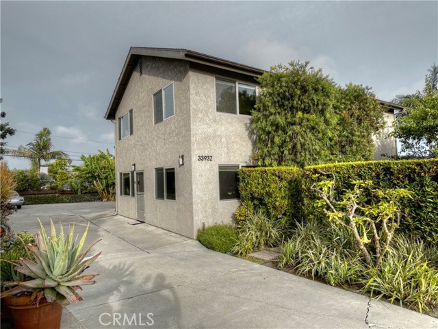 Detail Gallery Image 1 of 37 For 33932 El Encanto Ave #B,  Dana Point,  CA 92629 - 2 Beds | 2 Baths