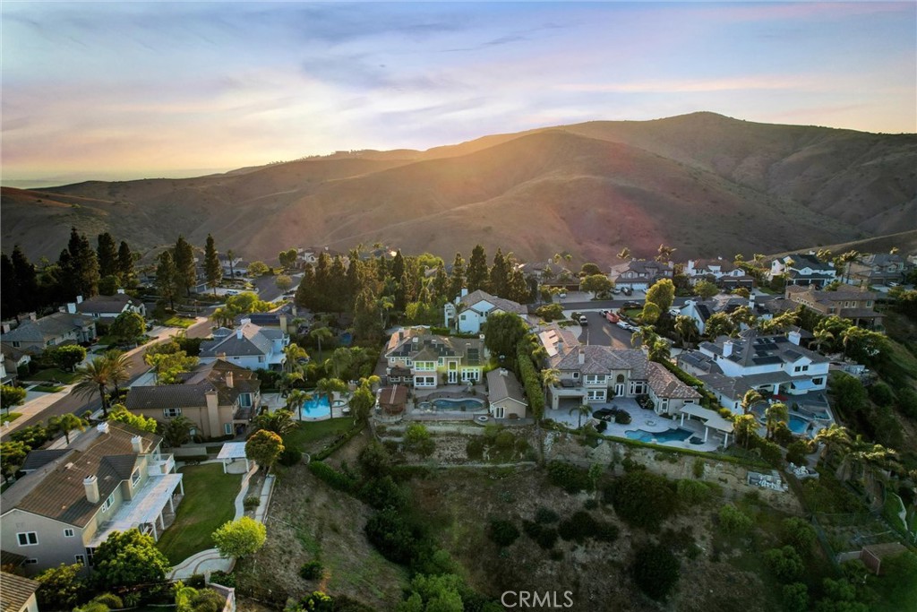 MLS #WS25134225 img 72