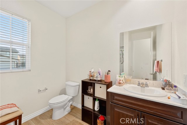 Detail Gallery Image 5 of 10 For 15941 Silver Tip, Victorville,  CA 92394 - 4 Beds | 2 Baths