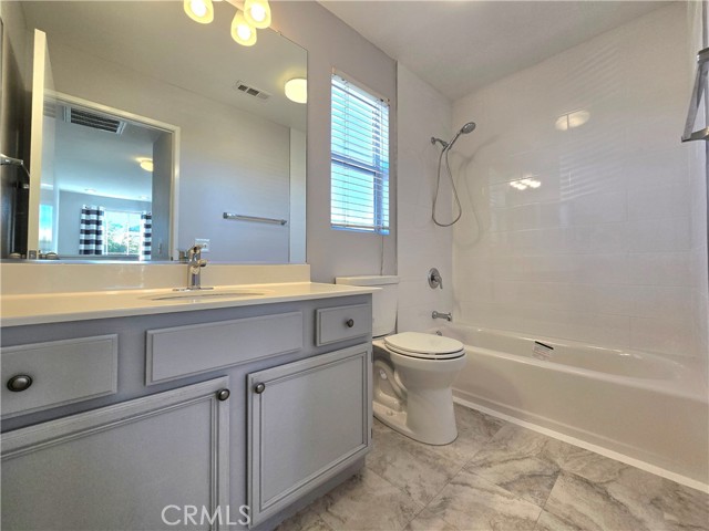 10206 Andy Reese Court, Garden Grove CA: https://media.crmls.org/medias/021558a2-85d4-4558-b1bd-9cab3db71ed3.jpg