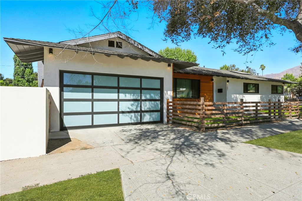 1201 N Altadena Drive