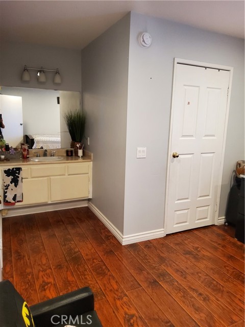 Detail Gallery Image 11 of 17 For 13540 Hubbard St #10,  Sylmar,  CA 91342 - 2 Beds | 2 Baths