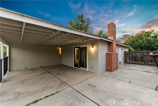 Image 14 of 17 For 2131 Pico Avenue