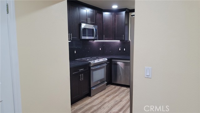 5248 N Gareloch Avenue, Azusa CA: https://media.crmls.org/medias/02177221-a9b9-442c-89d5-e979f5554a8b.jpg